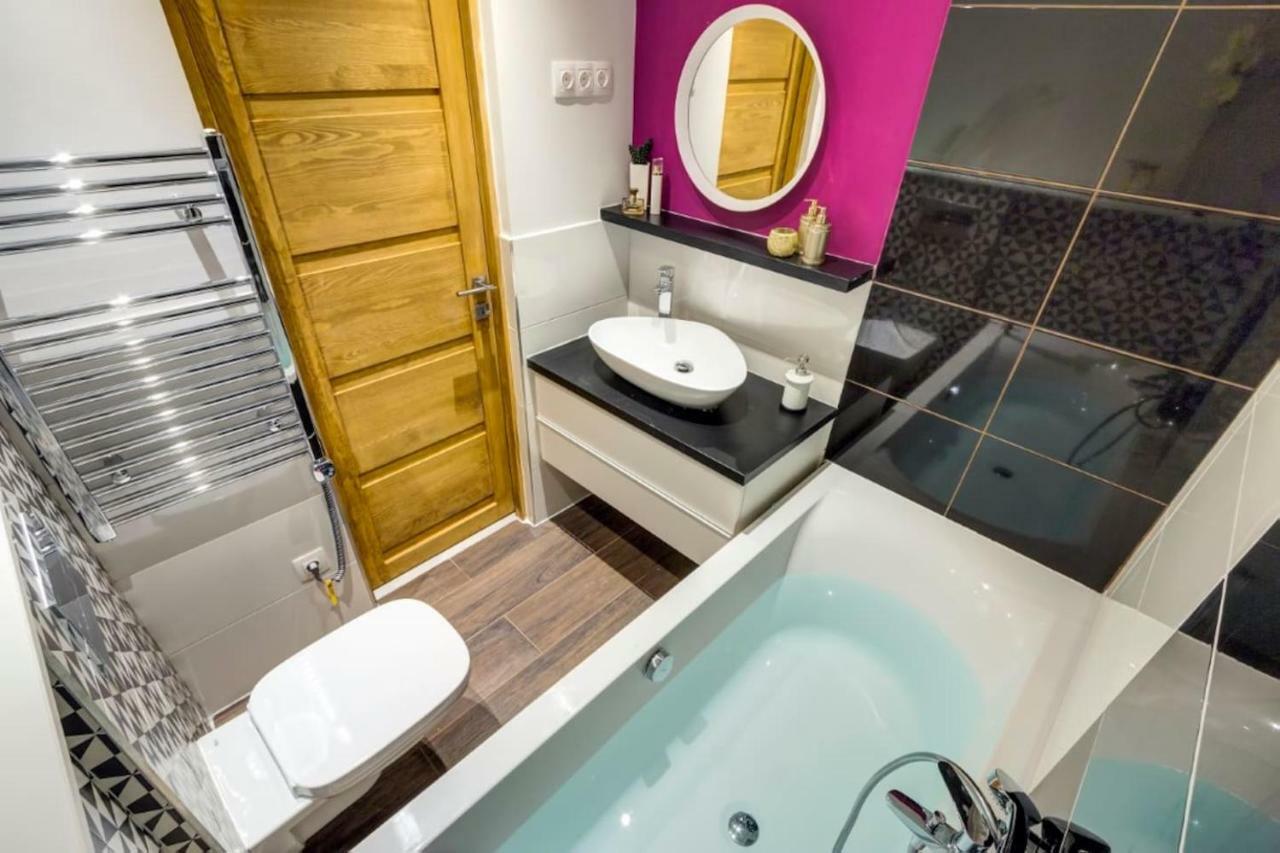 Cozy Downtown Studio Apartment Budapest Exterior photo