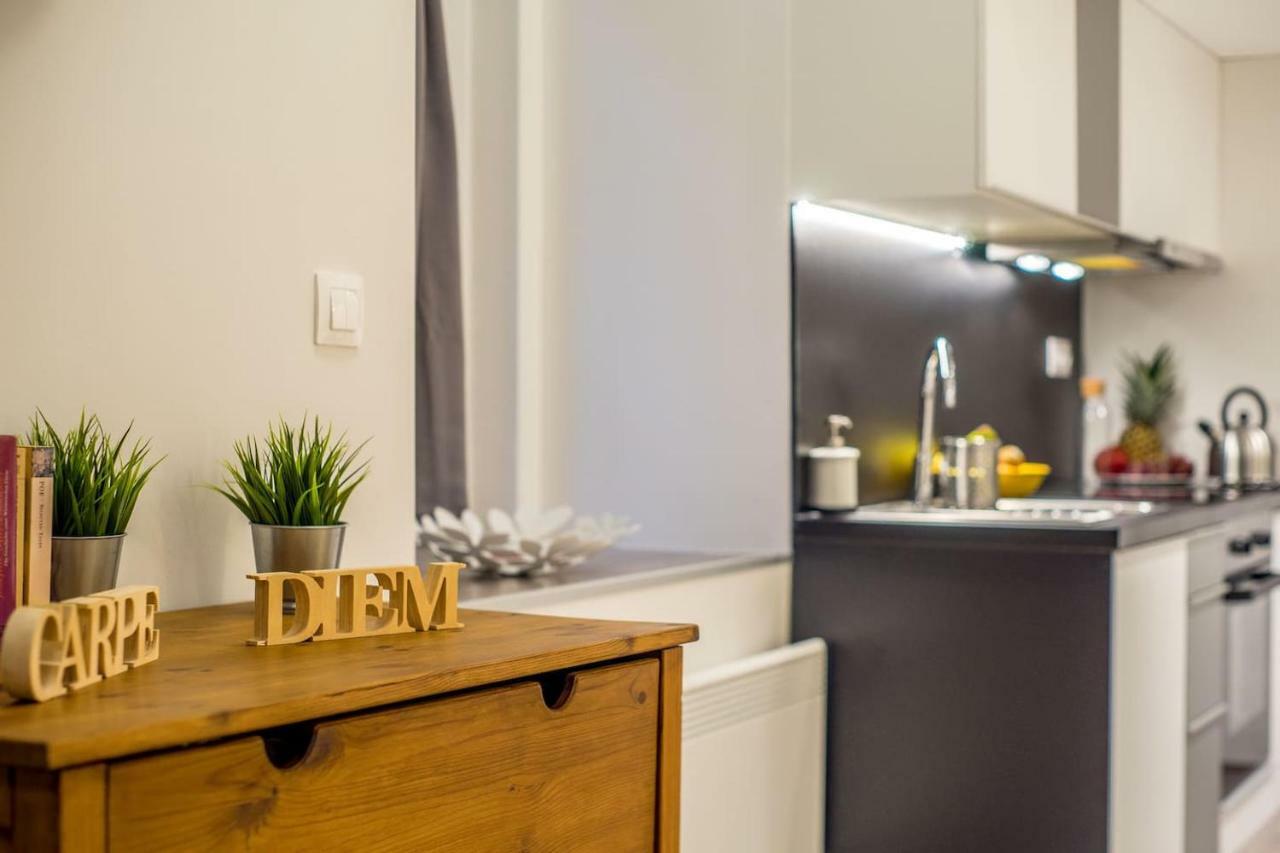 Cozy Downtown Studio Apartment Budapest Exterior photo